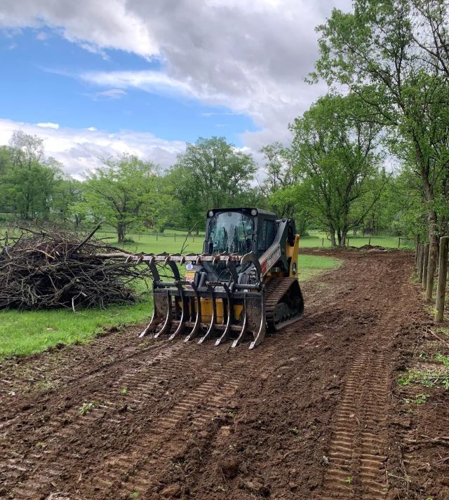 Where to find Grapple Root Rake Bucket in Kearneysville